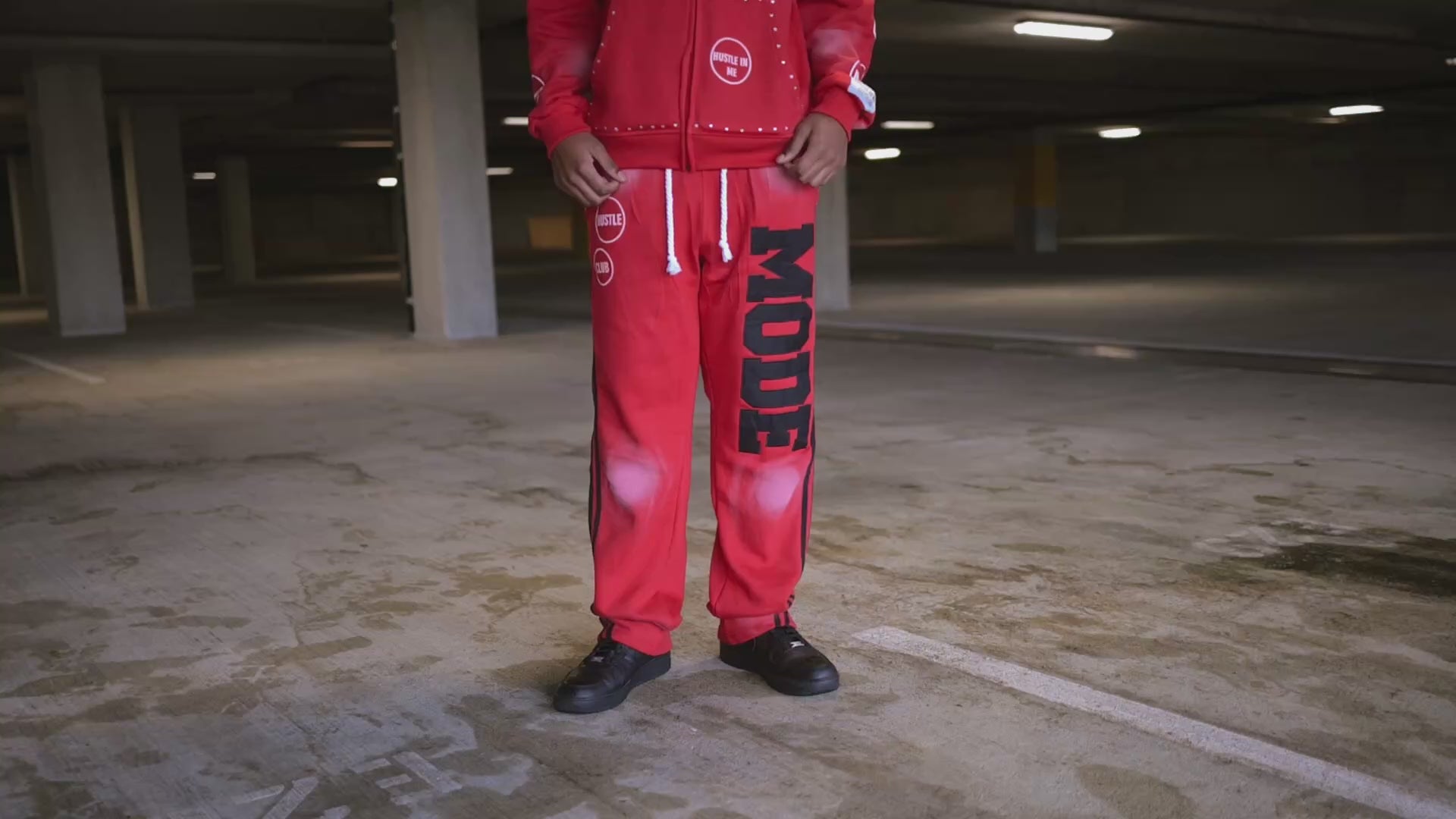 Load video: BUILT TO LAST. DESIGN TO IMPRESS